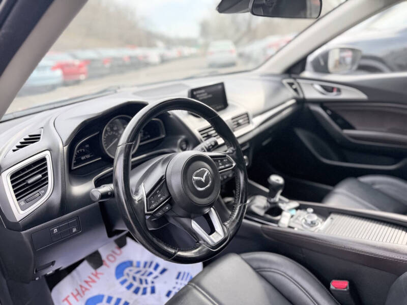 2017 Mazda MAZDA3 Touring 2.5