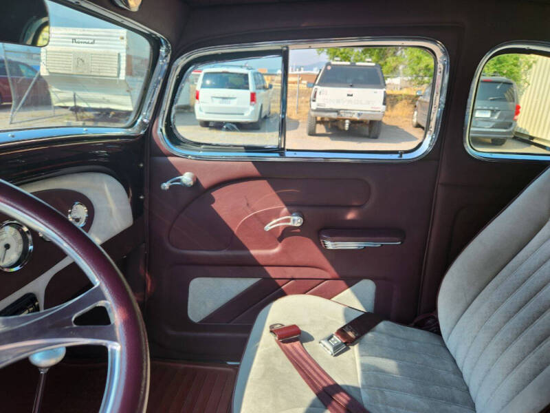 1934 Chevrolet Deluxe