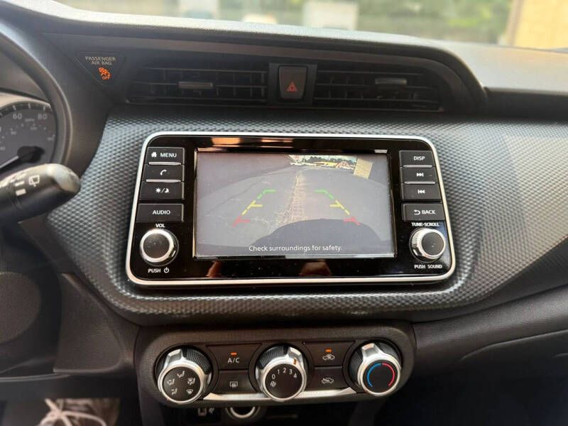 2021 Nissan Kicks S