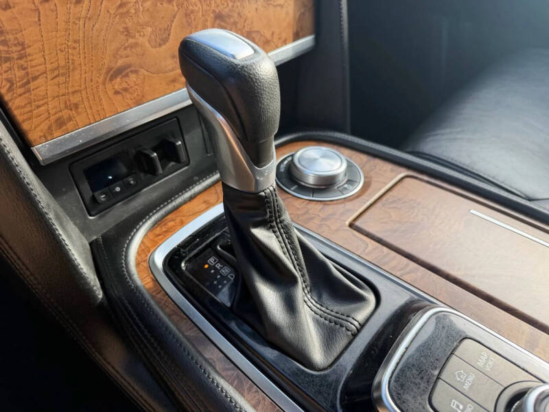 2021 Nissan Armada SL