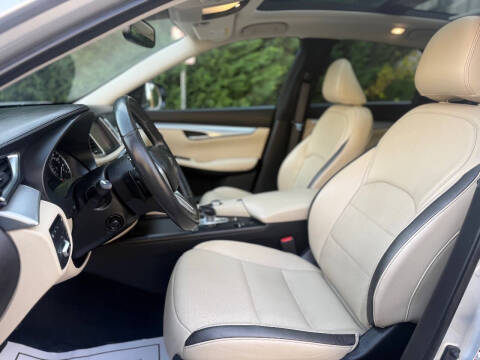 2019 Infiniti QX50 Essential