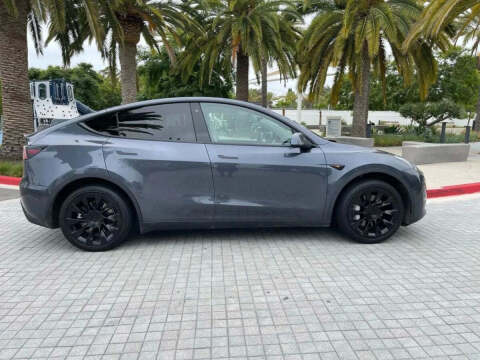 2024 Tesla Model Y Long Range