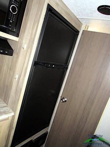 2020 Forest River COACHMEN CATALINA