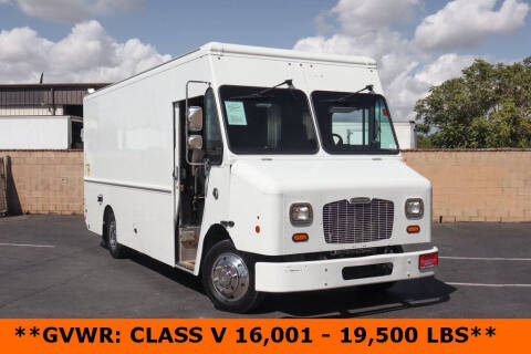 2015 Freightliner MT45 Chassis