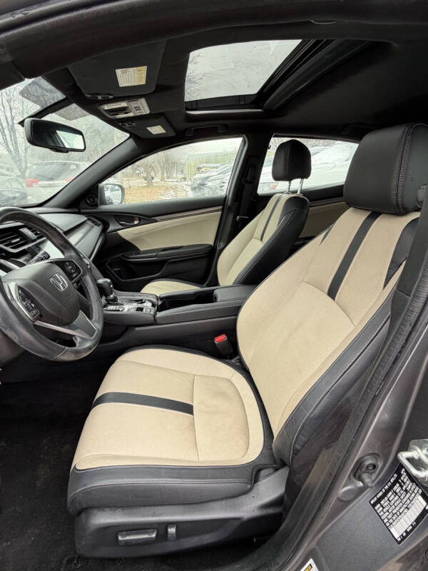 2018 Honda Civic EX-L w/Navi