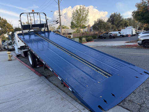 2016 Freightliner M2 106