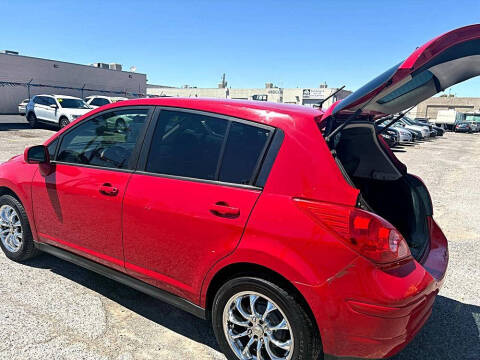 2012 Nissan Versa 1.8 S