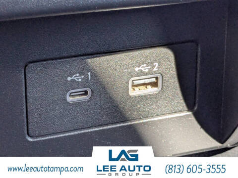 2023 Nissan Titan SV