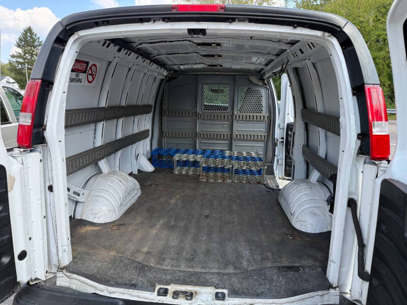 2017 Chevrolet Express 2500