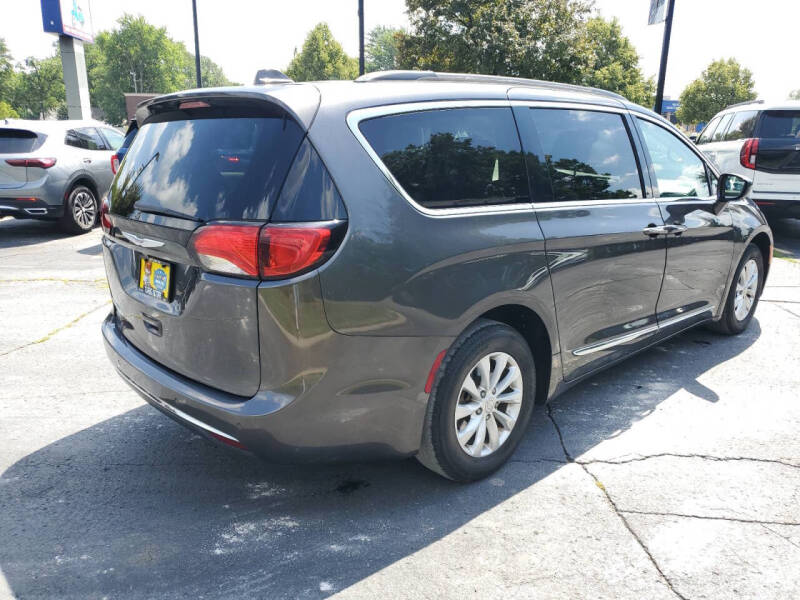2017 Chrysler Pacifica