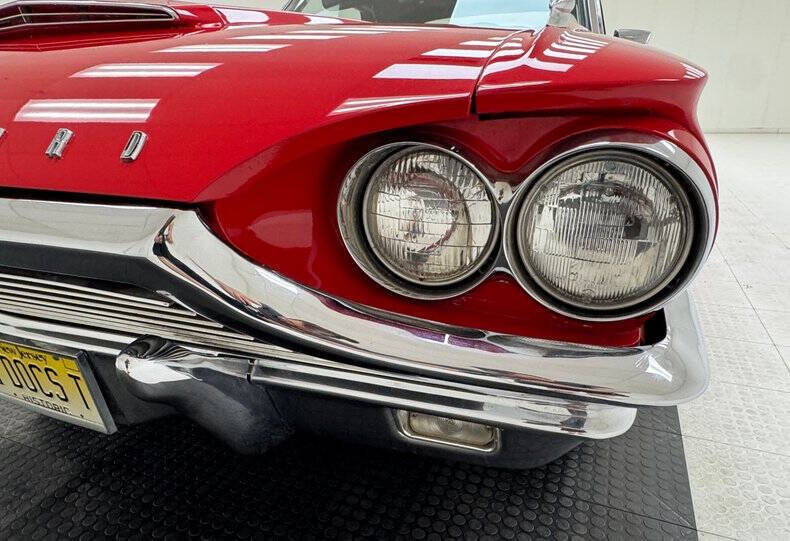 1964 Ford Thunderbird