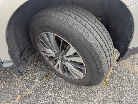 2017 Nissan Pathfinder S