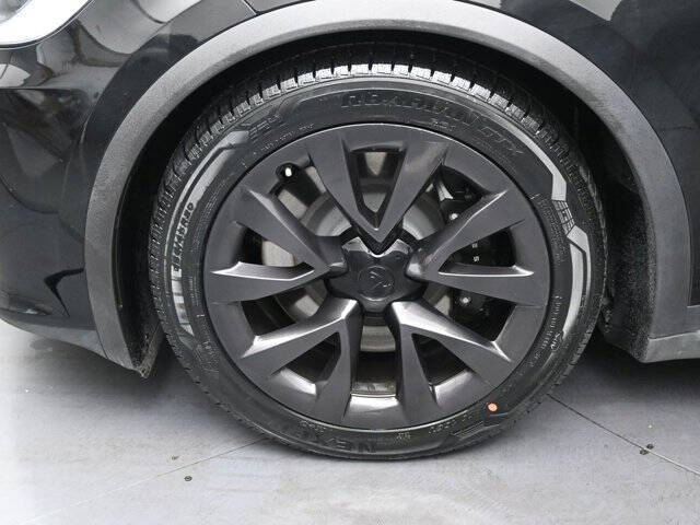 2023 Tesla Model X Standard Range