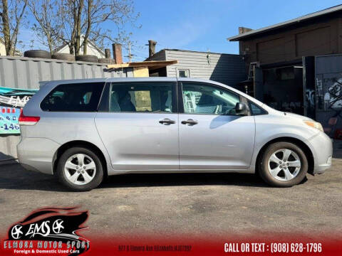2012 Toyota Sienna Base 7-Passenger