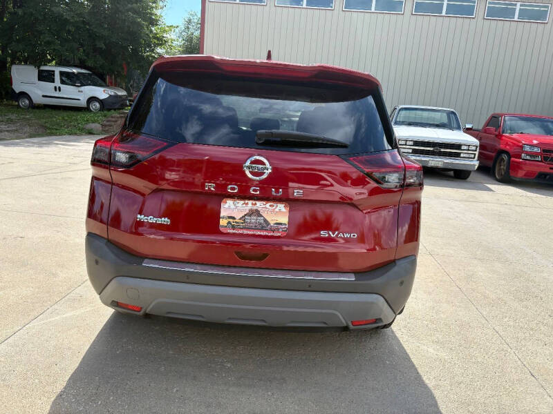 2021 Nissan Rogue SV
