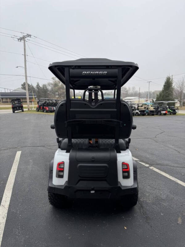 2025 Denago Rover XL