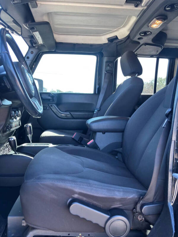 2017 Jeep Wrangler Unlimited Willys Wheeler W