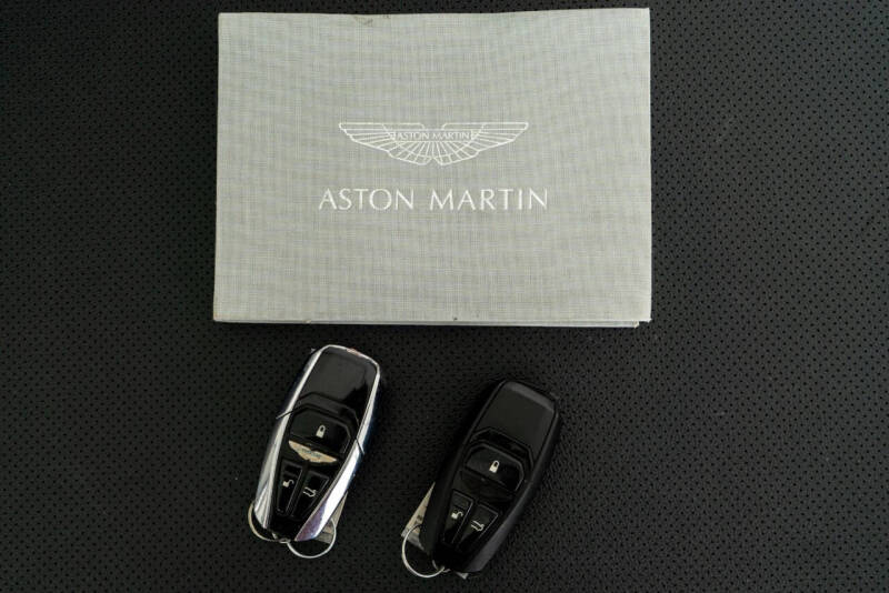 2022 Aston Martin Vantage