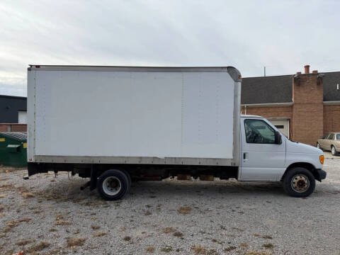 2005 Ford E-Series E-450 SD