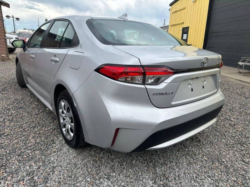 2022 Toyota Corolla LE