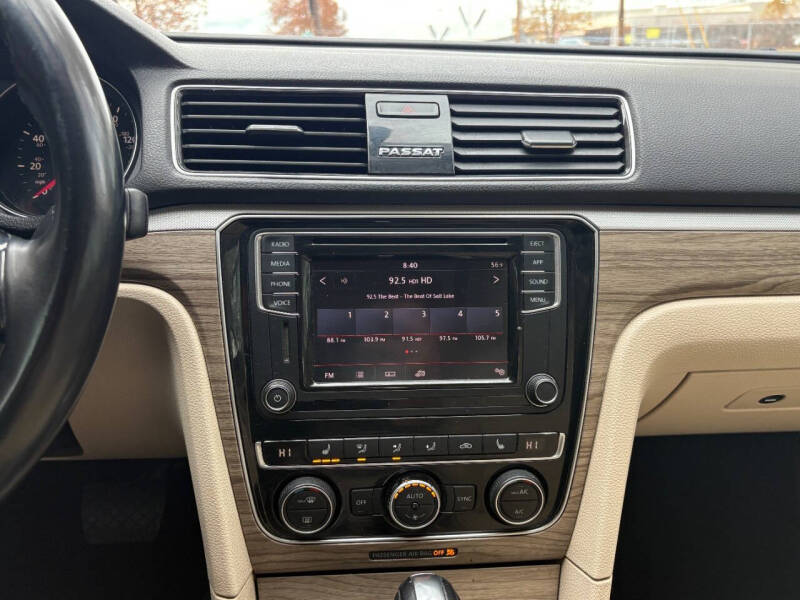 2018 Volkswagen Passat 2.0T SE