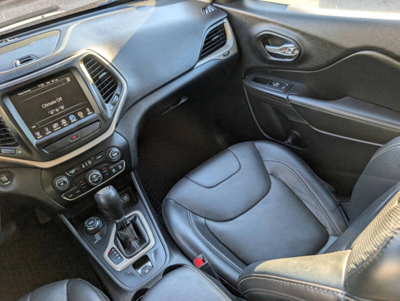 2016 Jeep Cherokee High Altitude