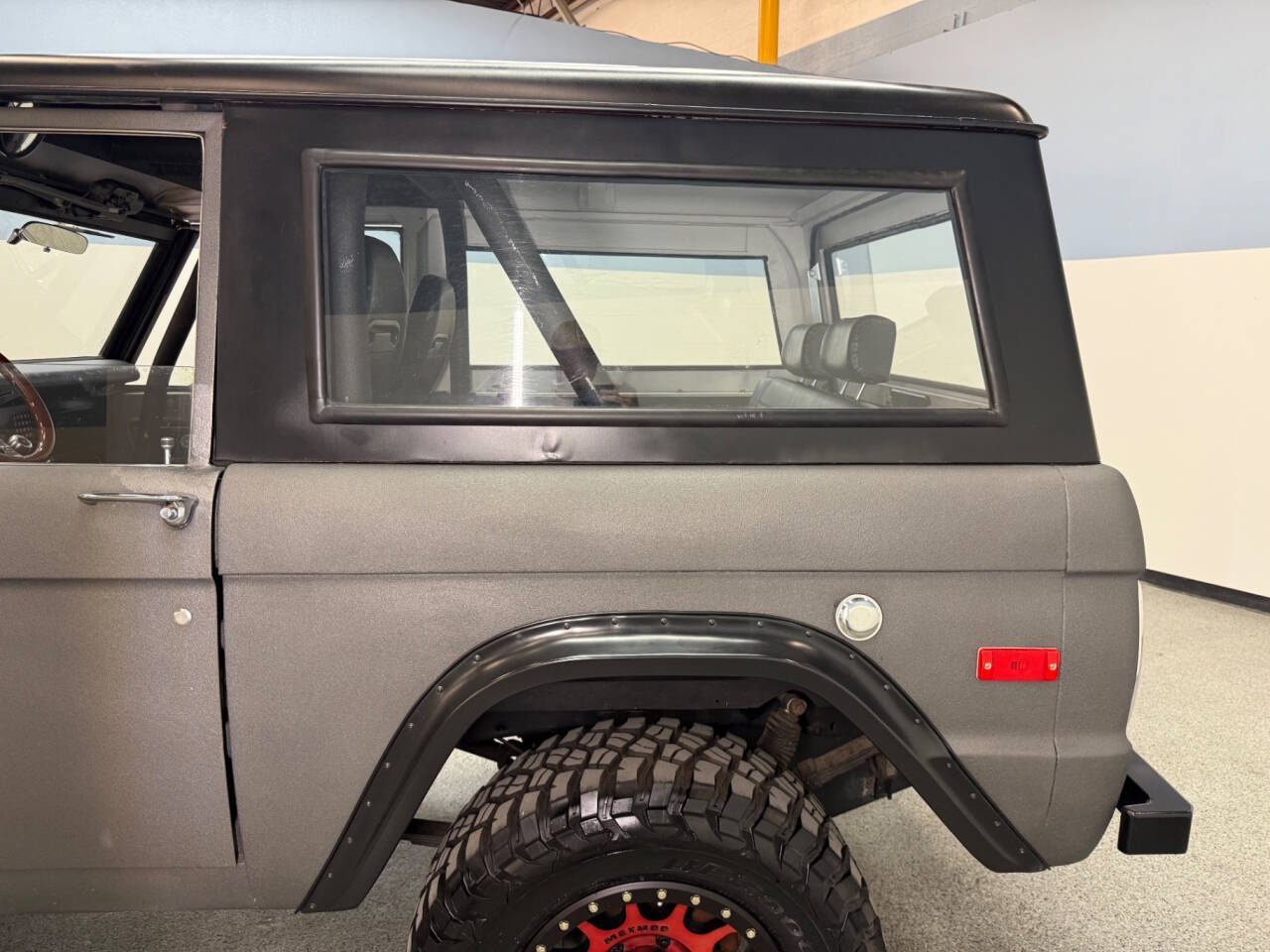 1970 Ford Bronco 14