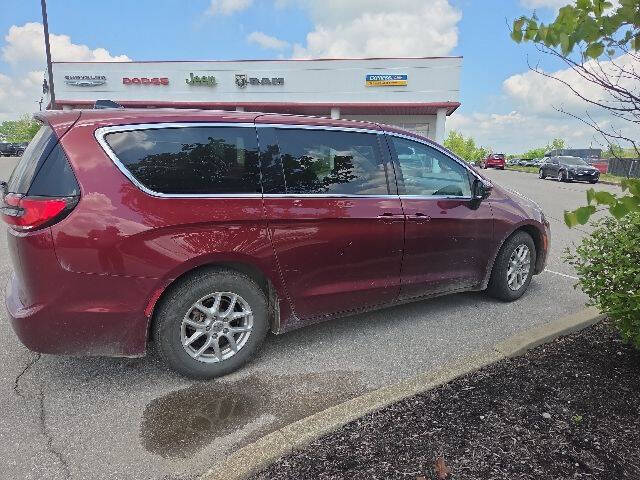 2023 Chrysler Pacifica Touring L