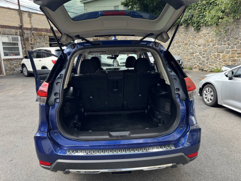 2019 Nissan Rogue S