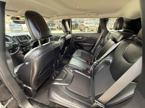 2021 Jeep Cherokee Latitude Plus