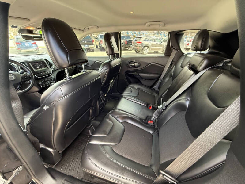 2021 Jeep Cherokee Latitude Plus