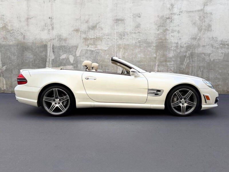 2011 Mercedes-Benz SL-Class SL 63 AMG