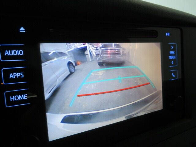 2016 Toyota Sienna LE Mobility 7-Passenger