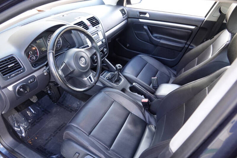 2010 Volkswagen Jetta Limited Edition PZEV