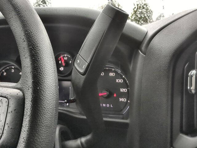 2025 GMC Sierra 2500HD Pro