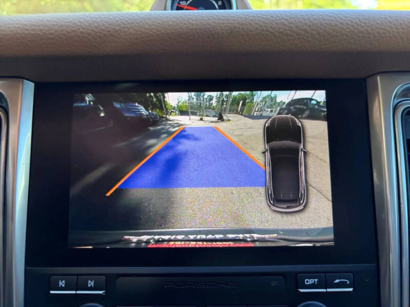 2017 Porsche Macan S