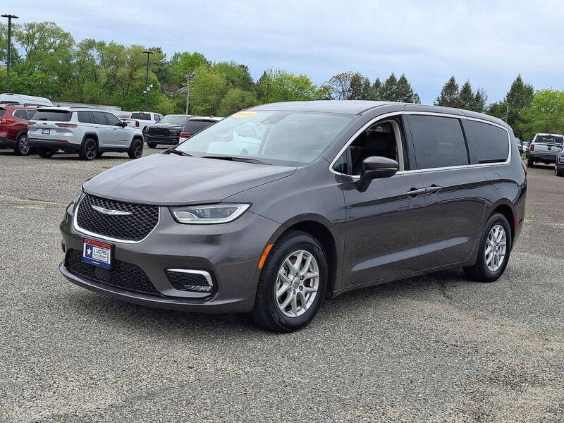 2023 Chrysler Pacifica Touring L