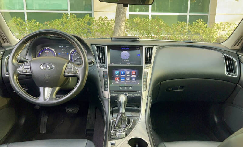 2016 Infiniti Q50 2.0T Premium