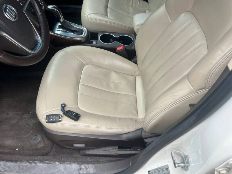 2013 Buick Verano Leather Group