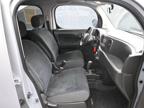 2011 Nissan cube