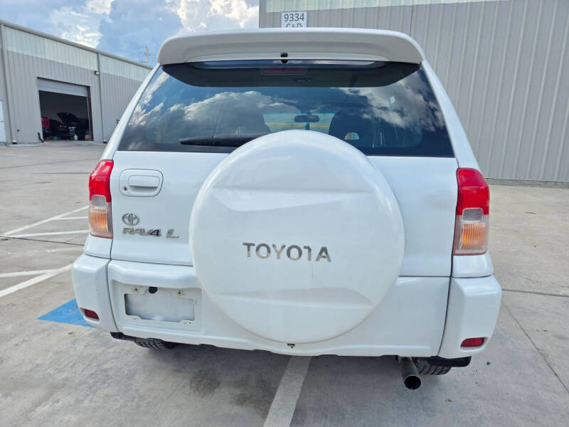 2003 Toyota RAV4