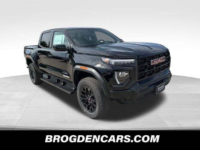 2026 GMC Canyon Elevation's photo