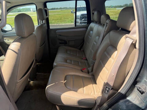 2003 Ford Explorer XLT