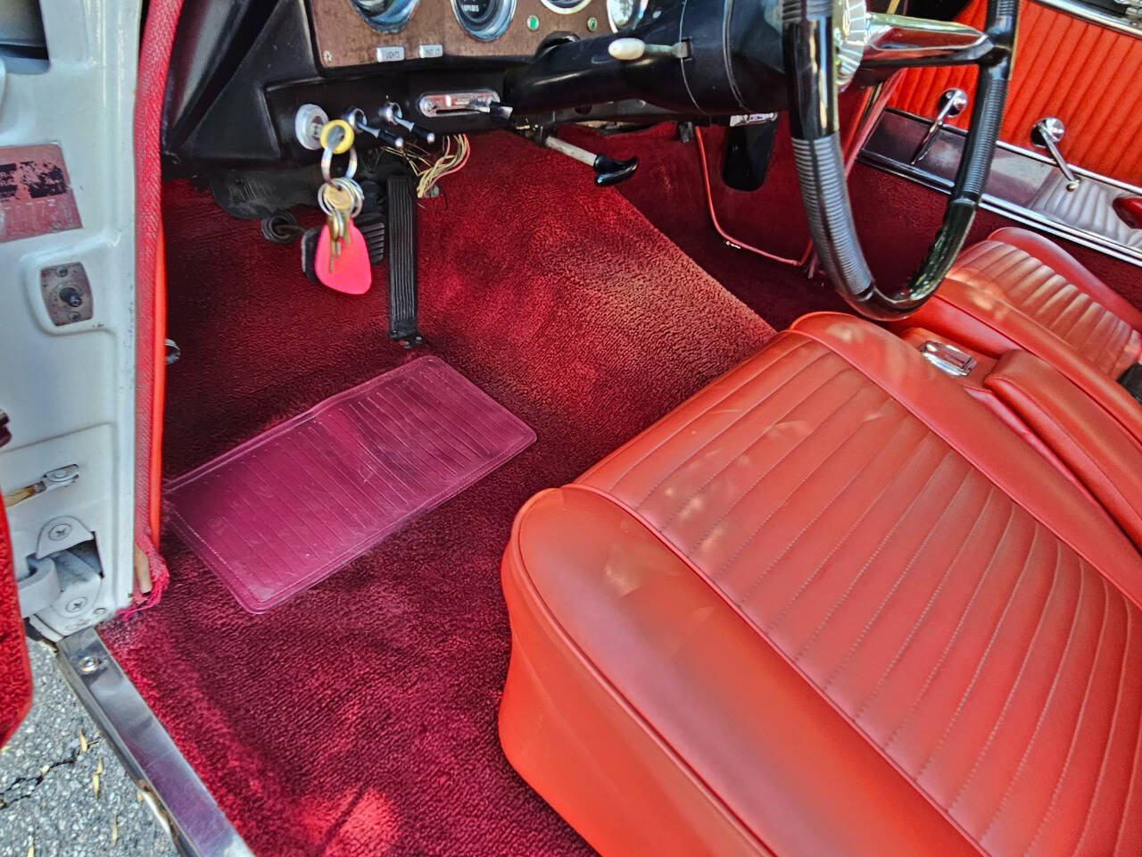 1962 Studebaker Golden Hawk 47