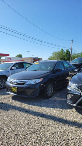 2014 Toyota Camry for sale at Smithburg Automotive in Fairfield IA