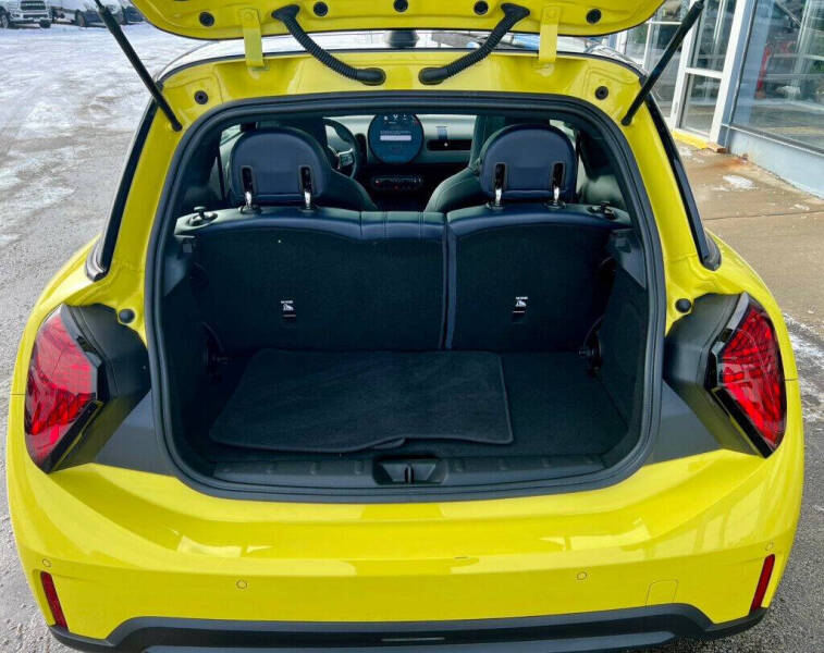 2025 MINI Hardtop 2 Door