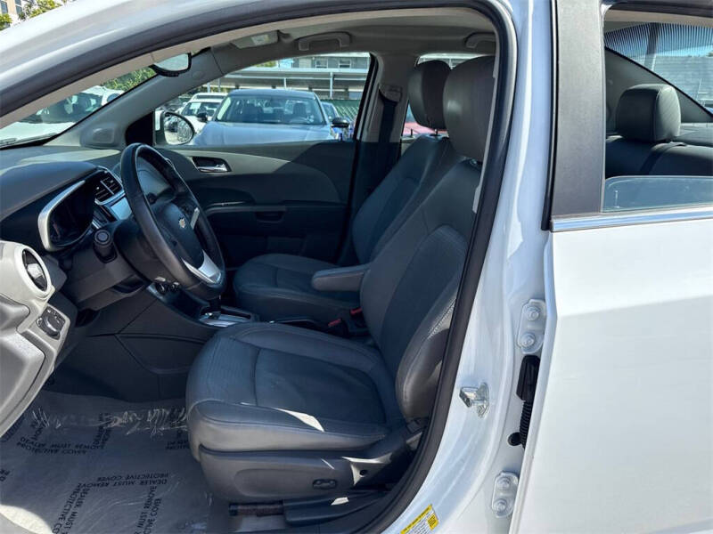 2017 Chevrolet Sonic Premier Auto