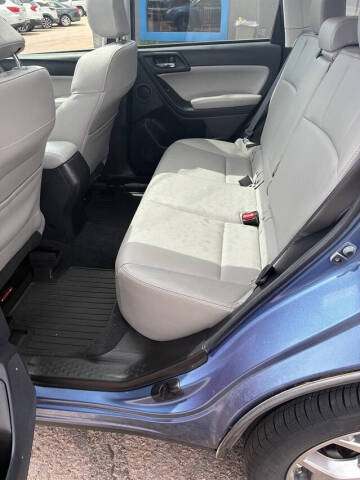 2015 Subaru Forester 2.5i Touring