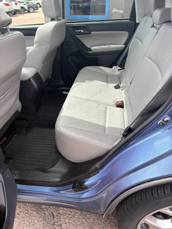 2015 Subaru Forester 2.5i Touring