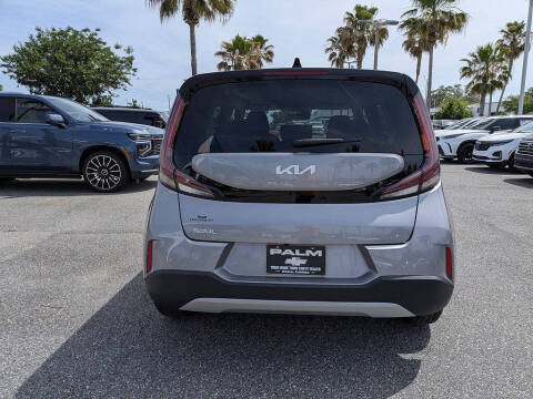 2023 Kia Soul LX